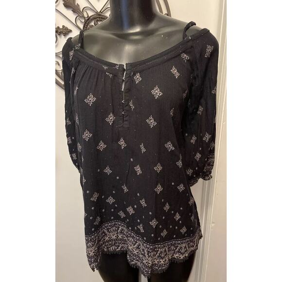 Medium Ecote Spaghetti Strap Off Shoulder Geometric Pattern Womens Top Black - Picture 2 of 10